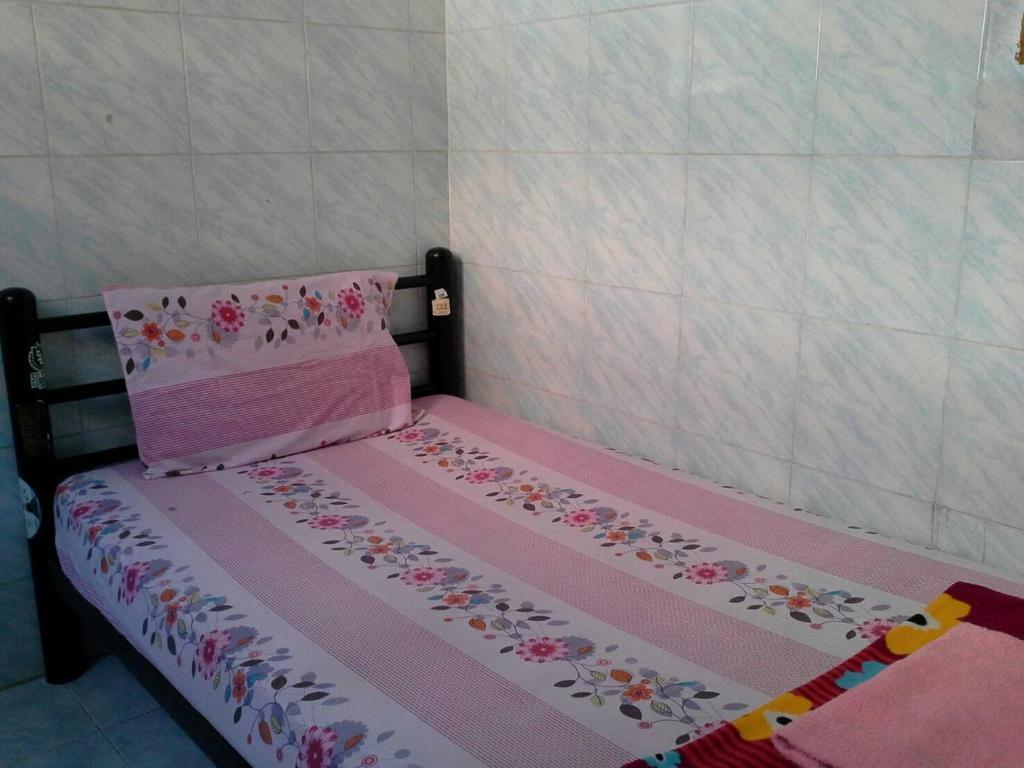 New Central Guesthouse Bangkok Bagian luar foto